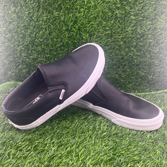 Vans Classic Slip On Perforated Leather Sneakers Black White Men US 6 Women 7.5 - Picture 9 of 10